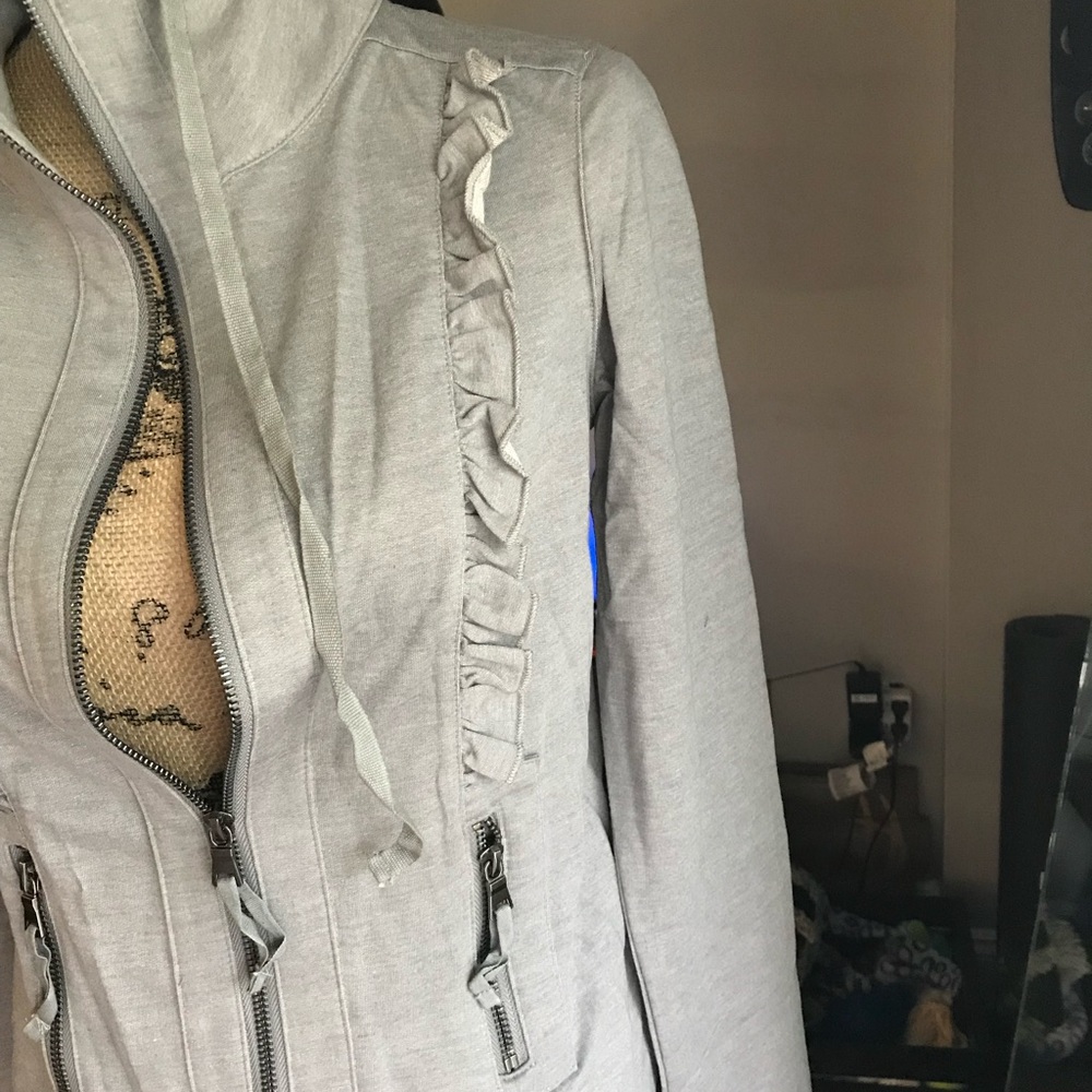 Ruffled Zip-up - Picture 3 of 7